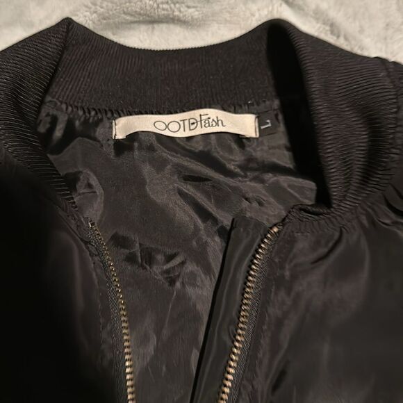 OOTDFash size large black jacket - Picture 2 of 2